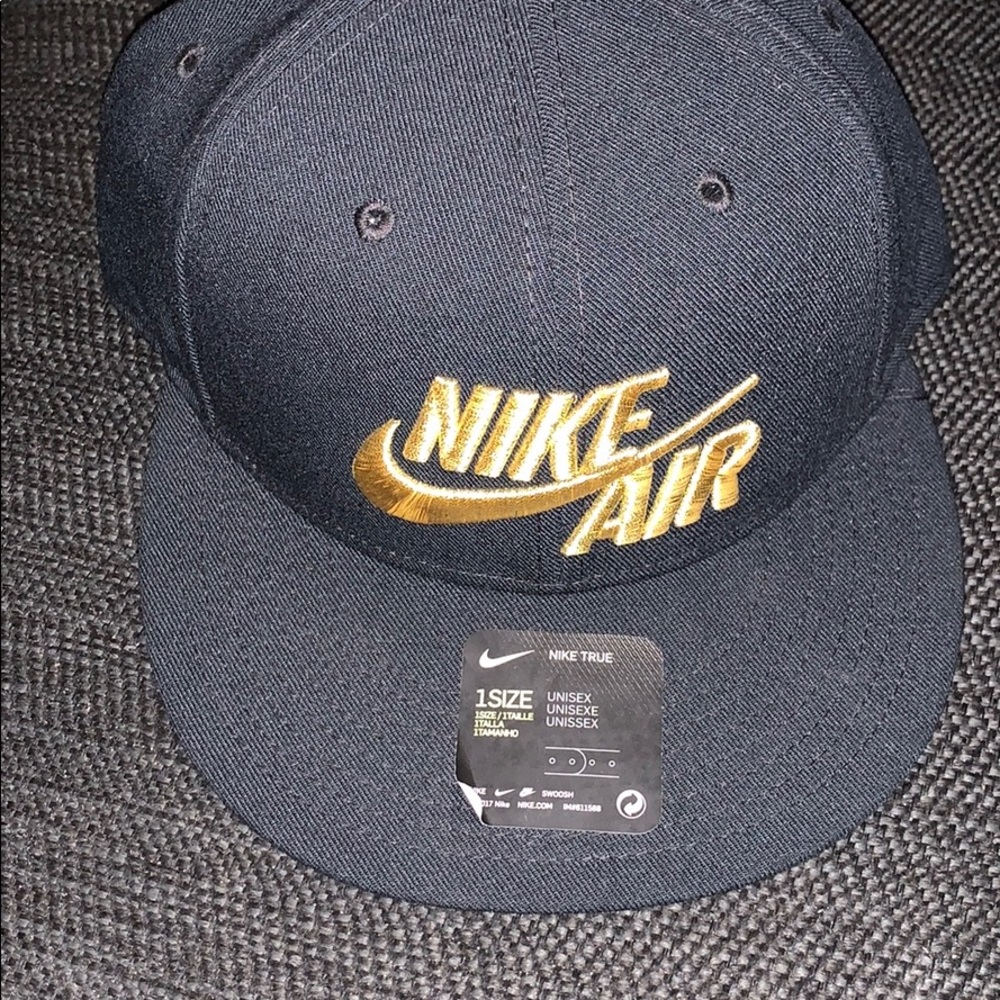 Nike air hat